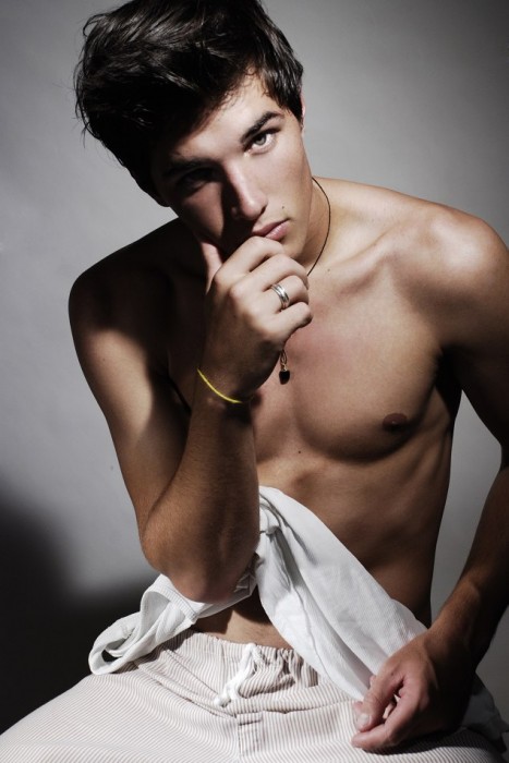Hot male model Wilham  Weder